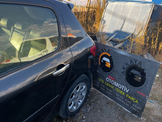 Peugeot 307 Sol Arka Çamurluk Hatasız Orjinal Çıkma