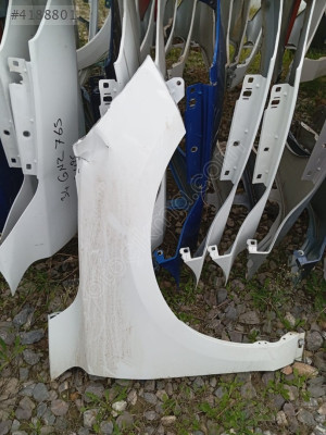 2018-25 FORD FOCUS 4 SAĞ ÖN ÇAMURLUK ÇIKMA ORJİNAL