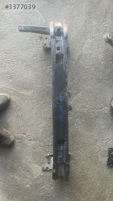 PASSAT B8 ÖN TAMPON DEMİRİ