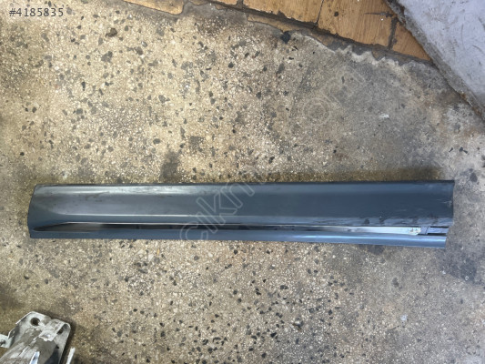 Volvo xc60 sağ ön kapı çıtası 31440294