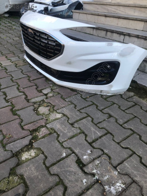 FORD FOCUS ÖN TAMPON DOLU ORJİNAL ÇIKMA 2023-