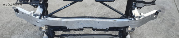 bmw 1 f40 2023 ön tampon demiri (son fiyat)