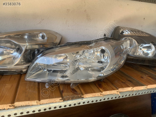 PEUGEOT 301 ÇIKMA ORJİNAL SAĞ SOL FAR TAKIMI