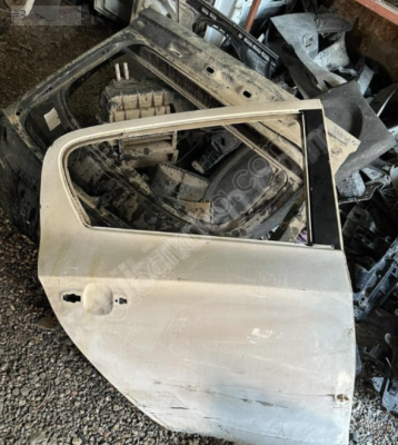 HYUNDAİ İ20 2008-2014 SAĞ ARKA KAPI ORJİNAL EYUPCAN OTO'DA