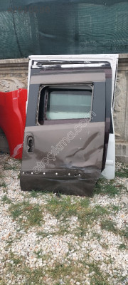 Fıat doblo 3 - 4 çıkma sol sürgü kapı otomatik camlı