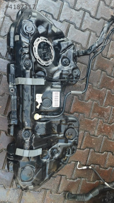 20547056011 2017 MERCEDES W205 C KASA C200 KOMPLE YAKIT DEPOSU