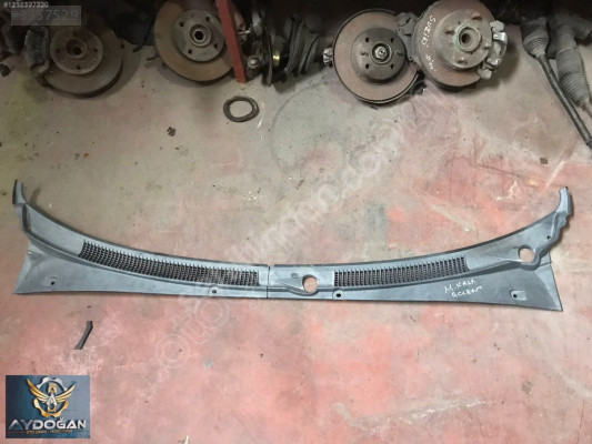 OTO CEM'DEN ÇIKMAHYUNDAİ ACCENT MİLENYUM ÖN CAM ALT IZGARASI