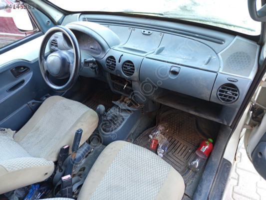 Renault Kangoo ön göğüs