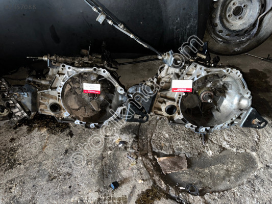 Toyota Corolla Auris 6 ileri manuel Şanzıman 1.6