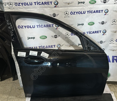 BMW F40 1 Serisi Sağ Ön Kapı Hatasız Siyah