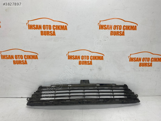 TOYATA AURİS 2 ÖN TANPON ORTA IZGARA 2016-19 53112-02680