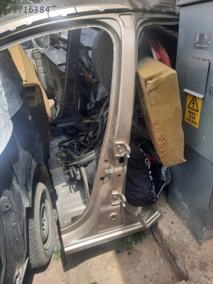 RENAULT DACİA ORTA DİREK SOL