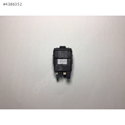 Audi A6 Koltuk Isıtma Düğmesi 4B0963563