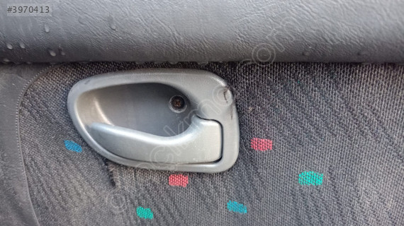 hyundai accent sağ arka iç kapı kolu