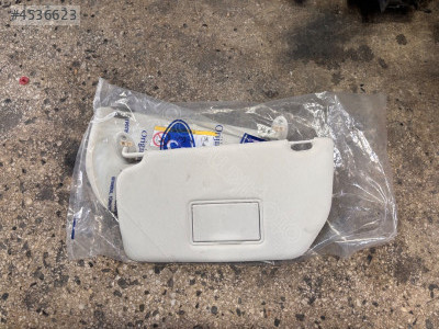 Courier sağ güneşlik