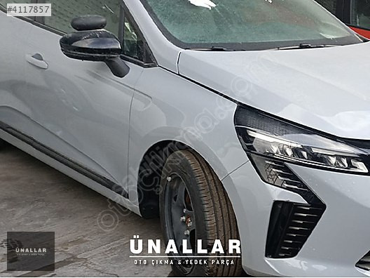 RENAULT CLİO 5 SAĞ ÖN ÇAMURLUK | ÜNALLAR OTO ÇIKMA |