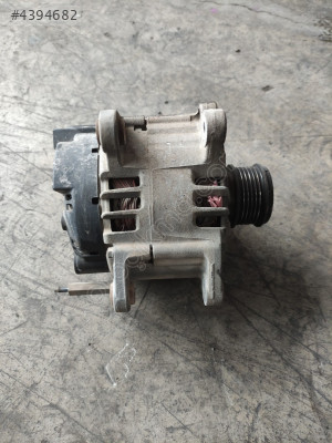 03L903023F Volkswagen Caddy şarj dinamosu