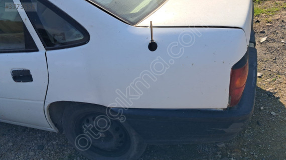 OPEL VECTRA A SOL ARKA ÇAMURLUK KESME.OTO ERKAN ÜNYE