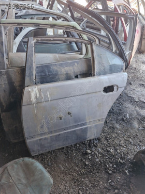 Bmw 520 sol arka kapı