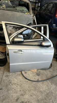 Aveo t250 sağ ön kapı