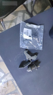Opel Astra Orjinal Çıkma Kaput Kilit Seti