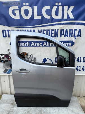 Peugeot Rifter Sağ Ön Kapı ORJİNAL