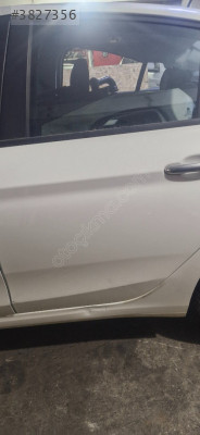 Fiat Egea Sol Arka Kapı Orjinal Çıkma