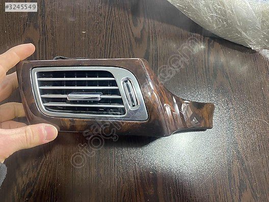 Mercedes CLS 218 sol kalorifer ızgarası