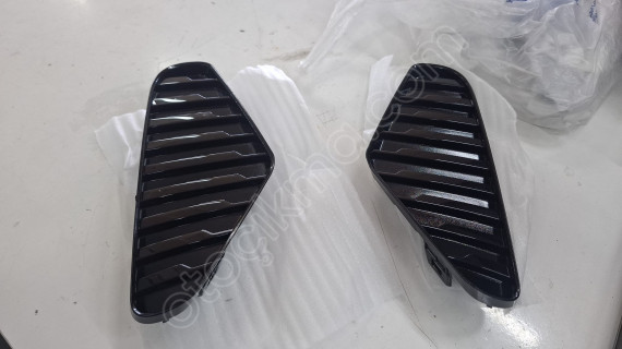 Clio 5.5 arka tampon koşe izgara tk 850D24677R