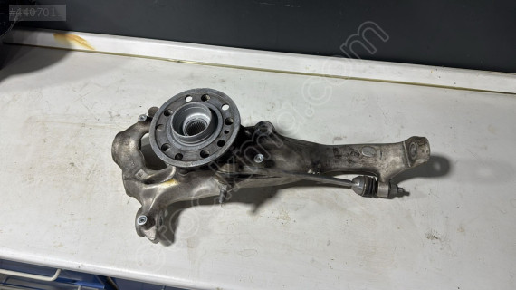 MERCEDES CLE W236 SAĞ ÖN TAŞIYICI 2360400