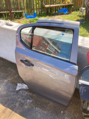 OPEL CORSA E SAĞ ARKA KAPI DOLU.OTO ERKAN ÜNYE