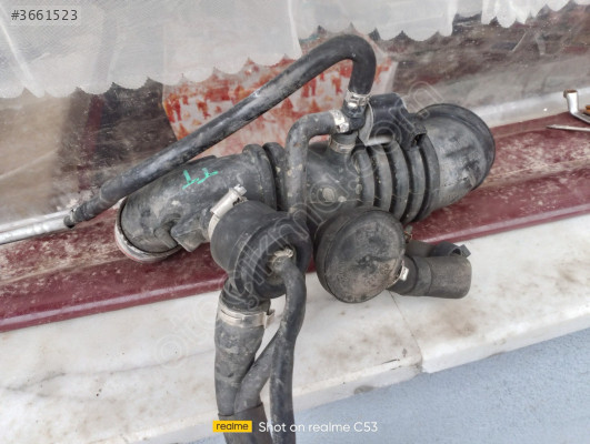 AUDİ TT 1.8 TURBO HAVA EMİŞ BORUSU