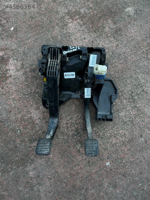 2016 ducato debriyaj fren pedalı