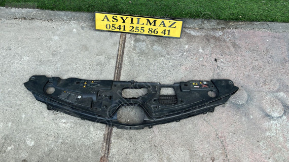 RENAULT CLİO 5 ÖN PANJUR ÜST LASTİK PARÇA MAIS