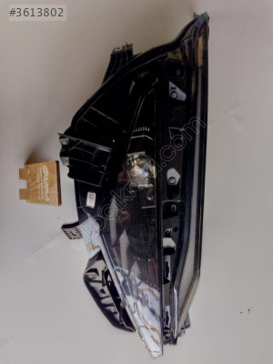 Nissan Qashqai 2024 sağ far