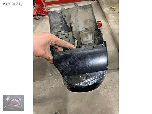 BMW E39 (5-SERİSİ) DİREKSİYON ALT PLASTİĞİ