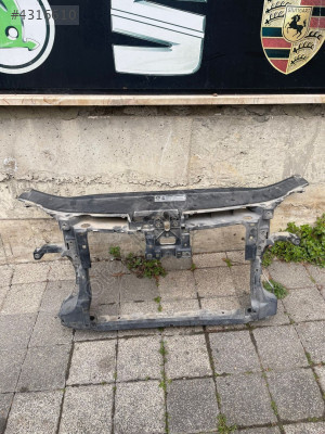 VOLKSWAGEN PASSAT B7 ÖN PANEL