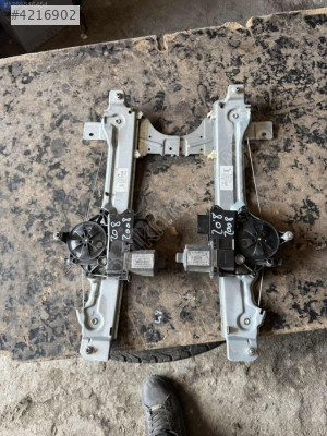 Peugeot 208 cam kirkosu