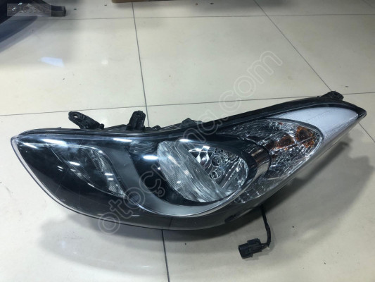 HYUNDAİ ELANTRA SOL FAR