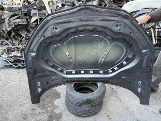 Skoda Octavia 2023 boyasız kaput