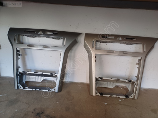 Opel Astra H çıkma orijinal teyp çerçevesi
