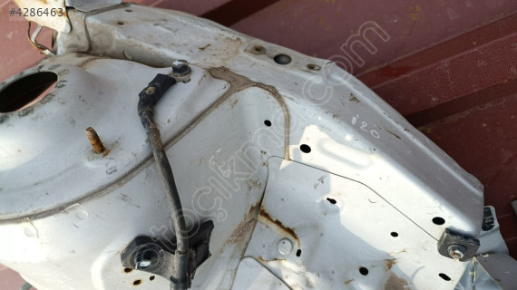 HYUNDAİ İ20 SOL ÖN PODYA SACI ÇIKMA ORJİNAL