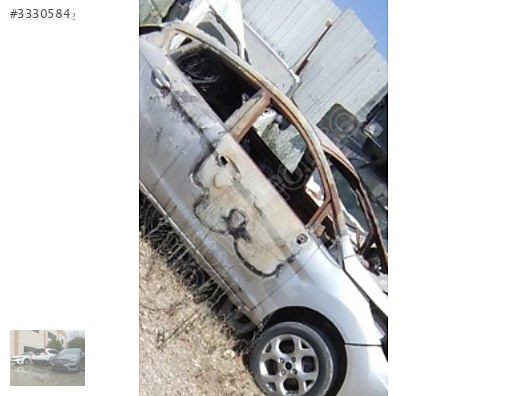 2013 FIESTA SAĞ ÖN KAPI ÜNALLAR OTO ÇIKMA YEDEK PARÇA