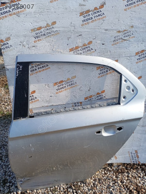 Citroen c elysee Peugeot 301 çıkma sol arka kapı