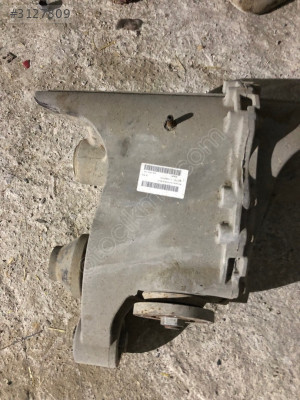 RANGE ROVER SPORT L320 ARKA DEFRANSİYEL AH224W063 Çıkma