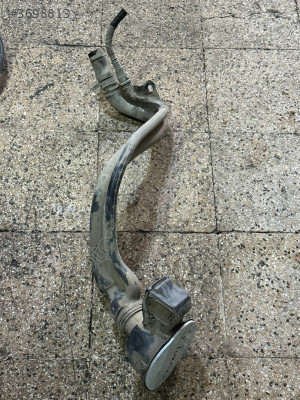 2010-16 Renault Fluence Orjinal Çıkma Yakıt Deposu Boyun Kısm