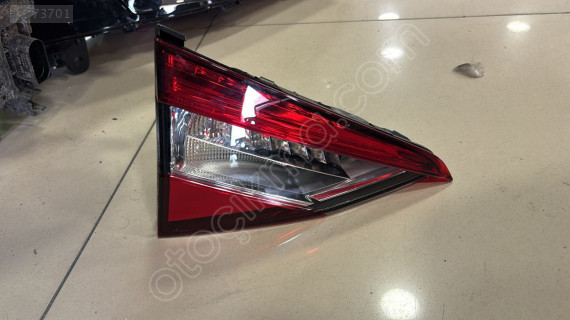 SKODA SUPER B LEDLİ SOL İÇ STOP