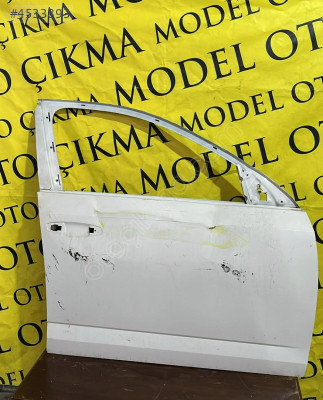 SKODA OCTAVİA SAĞ ÖN KAPI