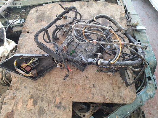 Renault 19 Europa 1.4  energy göğüslük içi motor içi tesisatı