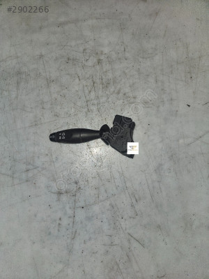 FORD FOCUS 1 ÇIKMA  SİLECEK KOLU
